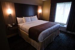Aashram Hotel By Niagara River