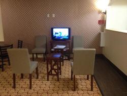 Aashram Hotel By Niagara River