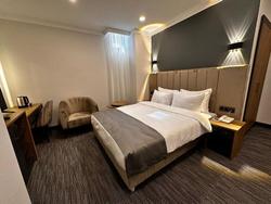 Vplus Hotel