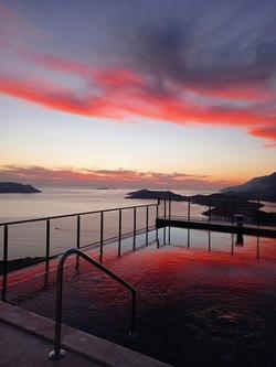 Un Amor The Hotel