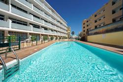 Apartamentos Strelitzias