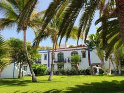 Billy’s Puerto de Mogán Apartments by LIVVO