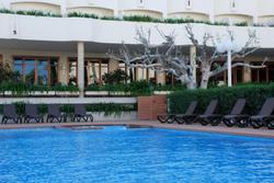 Los Robles