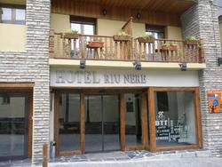 Riu Nere