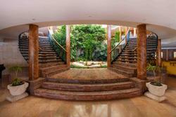 Valentin Grand Park Suite Hotel