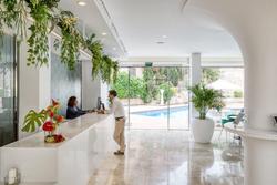 Hotel Tora