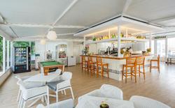 APARTAMENTOS CLUB SA COMA