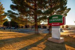 Courtyard Page at Lake Powell