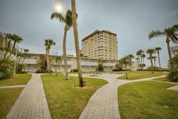 Sandcastle Resort at Lido Beach