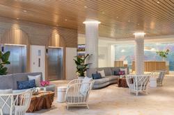 The Singer Oceanfront Resort, Curio Collection