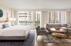 The Singer Oceanfront Resort, Curio Collection