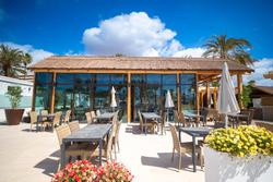 HL Miraflor Suites