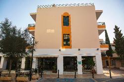 Hotel Rosales