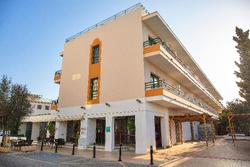 Hotel Rosales