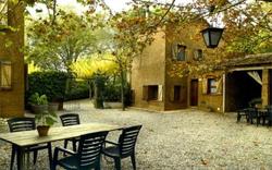 Hotel y Apartamento Sercotel Villa Engracia