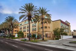 Desert Palms Hotel