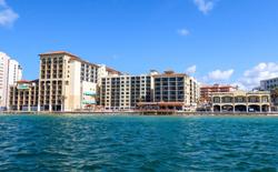 Holiday Inn & Suites Clearwater Beach