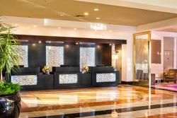 DoubleTree by Hilton New York LaGuardia Airport