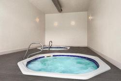 Holiday Inn Oceanfront Ocean City