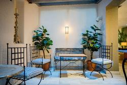 Hotel Meninas