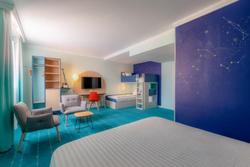 Grand Magic Hotel