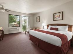 Palm Mountain Resort & Spa