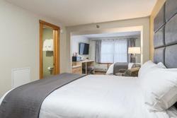 Grey Fox Inn & Resort