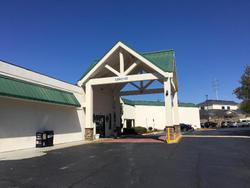 Quality Inn and Suites Hanes Mall