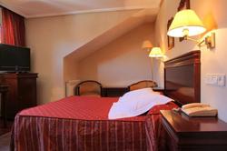 Leon Hotel Spa Paris