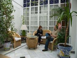 Hotel Abril