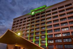 Holiday Inn Alexandria - Carlyle by IHG