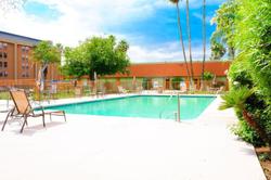 Grand Luxe Hotel & Resort