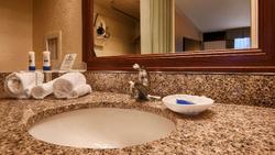 Spark by Hilton Sarasota Siesta Key Gateway