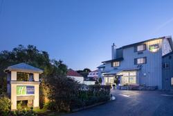 Holiday Inn Express Monterey-Cannery Row 