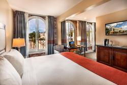 Hotel Virginia Santa Barbara, Tapestry by Hilton