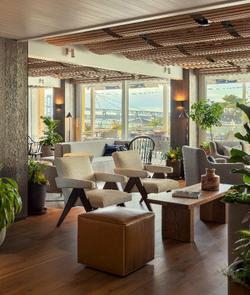 Newport Harbor Island Resort