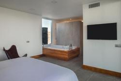 Hyde Park Lane Villas