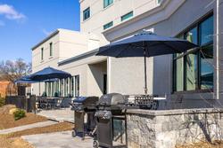 Holiday Inn Express & Suites Leesburg - Historic
