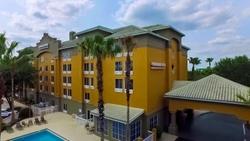 Galleria Palms Hotel