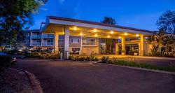 BEST WESTERN PLUS Garden Court Inn