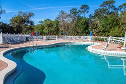 Barefoot'n Resort