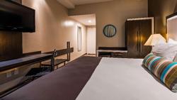 Best Western Plus Brooklyn Bay