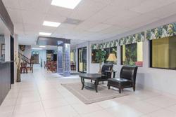 Days Inn by Wyndham Sarasota - Siesta Key