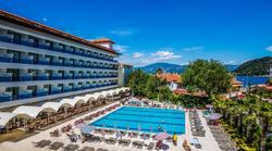 L' Etoile Beach Hotel