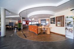 B&B HOTEL Calais Terminal Cité de l'Europe 4 Etoil