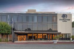DoubleTree By Hilton Paris- Bougival