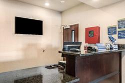 Cobblestone Hotel & Suites - Newport
