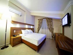 Asda Maris Hotel