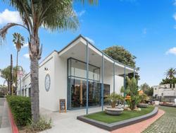 ITH Santa Barbara Surf Hostel