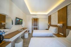 Club Nur Hotel